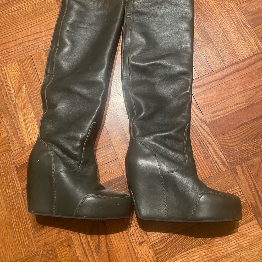 Dries van noten Stylish Black Leather Knee-High Wedge Boots